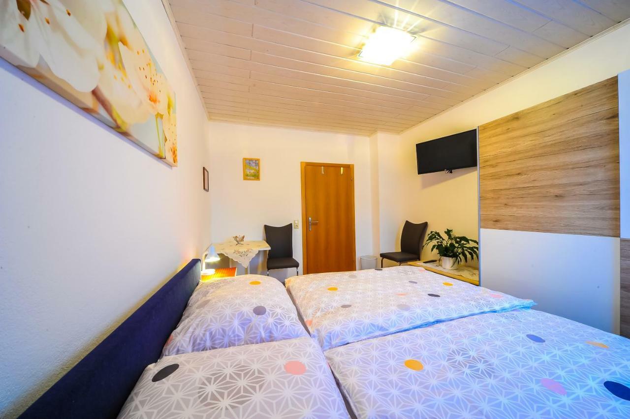 Privatzimmer Haus Erika Sankt Peter-Freienstein Eksteriør bilde